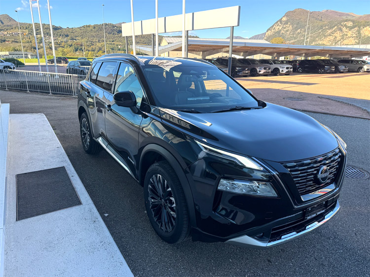 Nissan X-Trail km zero