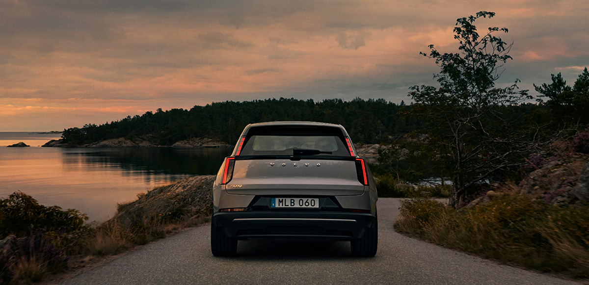 Volvo EX60